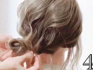 いつもよりちょっぴり清楚に大人っぽく♡ロープ編み×ウェーブでフェミニンヘアアレンジ♪4