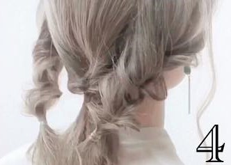 ヘアゴムだけでお手軽可愛い♪大人フェミニンなローポニーアレンジ☆4