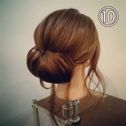 広がりやすい髪もすっきりまとまる☆オフィスで大活躍すること間違いなしのまとめ髪アレンジ ヘアアレンジ ロングヘア