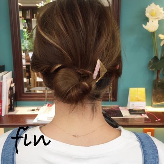 巻かないで出来ちゃう！忙しい朝にも簡単お団子ヘアアレンジ♪fin