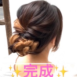 雨の日に負けない!くるりんぱ×三つ編みでできるしっかりまとめ髪アレンジ♪ ヘアアレンジ ロングヘア