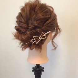 短くても大丈夫♪パーティーにしていきたい、ミディアムでもできる上品アップアレンジ♡　ヘアアレンジ　ミディアムヘア