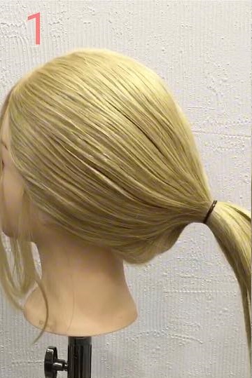 オフィスヘアに大活躍☆しっかりまとめる時のヘアアレンジ!1