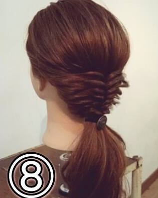 王道ヘアも少しの工夫でフェミニンに♡網目がポイントのポニーテールアレンジ♪9