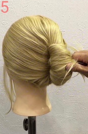 オフィスヘアに大活躍☆しっかりまとめる時のヘアアレンジ!5