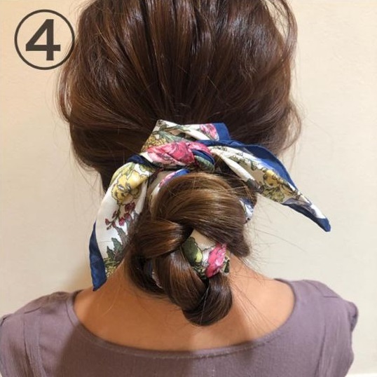 スカーフでヘアアレンジ！毛量関係なく綺麗にまとまるお団子ヘア♪４