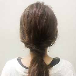 ルーズにくずしてこなれ感!ダブルくるりんぱのローポニーテール♪ ヘアアレンジ ロングヘア