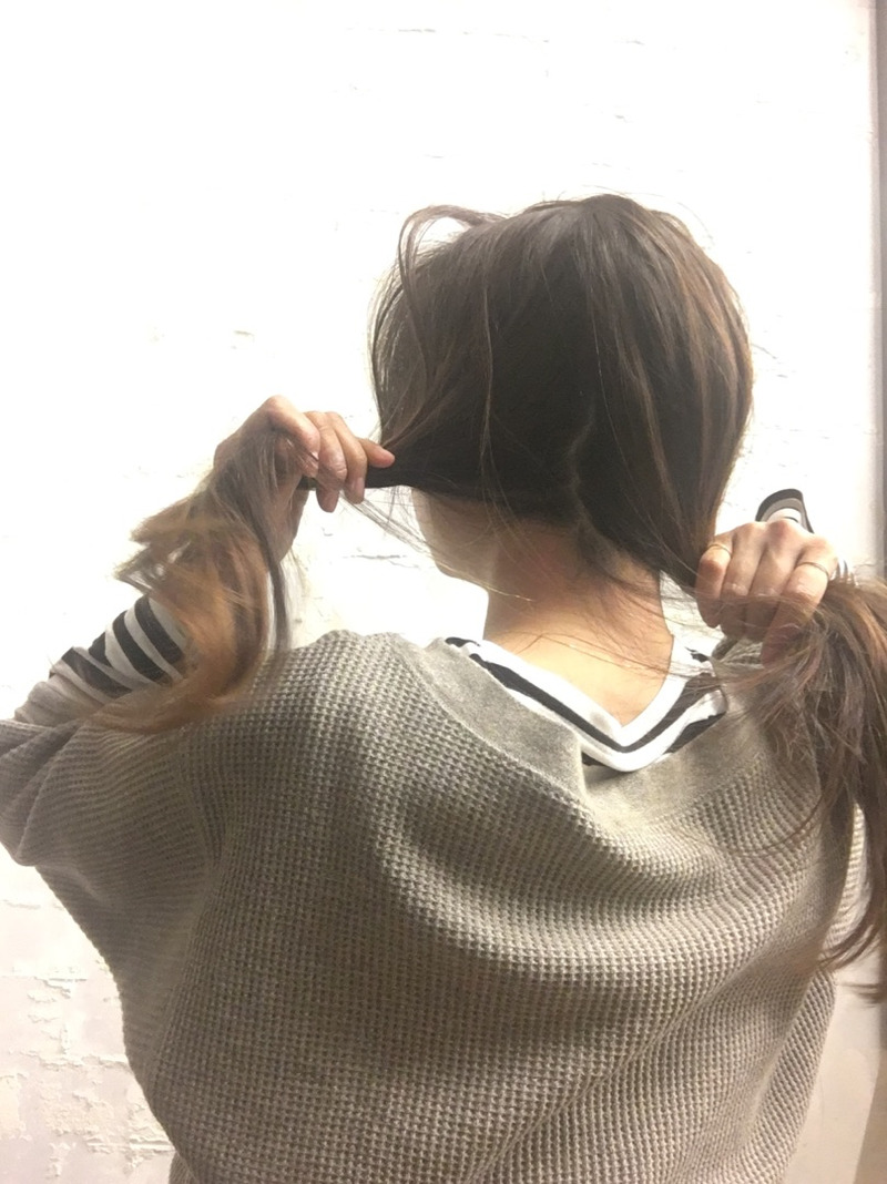 簡単でオシャレ!ヘアゴム1本でねじりポニーテール♪☆1