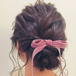 リボンを使って可愛く♡上品アップスタイルアレンジ ヘアアレンジ ミディアムヘア