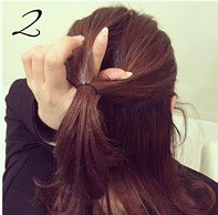 ヘアゴム１つで簡単にできる！ゆるふわ感満載のくるりんぱハーフアップ♪☆2