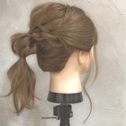 春にピッタリ!ひと手間加えるだけで簡単可愛いローポニアレンジ ヘアアレンジ ロングヘア
