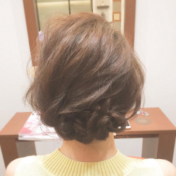 初級編 ミディアムヘアのまとめ髪 忙しい朝でも簡単ヘアアレンジ ヘアレシピ 頭美人 初級編 ミディアムヘアのまとめ髪 忙しい朝でも簡単ヘアアレンジ ヘアレシピ 頭美人