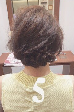 三つ編みができれば誰でもできる！結婚式にもおすすめなまとめ髪♡5