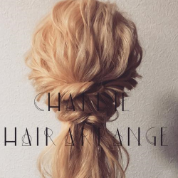 5分でできる!忙しい朝でも簡単な上級者見えローポニアレンジ ヘアアレンジ ロングヘア