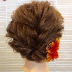 初級編 ショートヘアのアップスタイル 忙しい朝でも簡単ヘアアレンジ ヘアレシピ 頭美人 初級編 ショートヘアのアップスタイル 忙しい朝でも簡単ヘアアレンジ ヘアレシピ 頭美人
