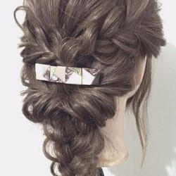 三つ編みで作る!自分でできる結婚式にピッタリなお呼ばれヘア ヘアアレンジ ロングヘア