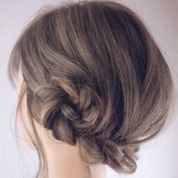 これってヘアアクセ!?パッと目を惹く編み込みアレンジ♪ ヘアアレンジ ロングヘア
