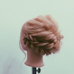 三つ編み不要で試しやすい!ボリューミーに仕上がるお呼ばれスタイル♪ ヘアアレンジ ロングヘア