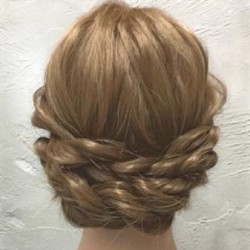 差を付けたいならメイクじゃなくて髪を盛ろう!ボリューム感たっぷりのお呼ばれヘア♪ ヘアアレンジ ロングヘア