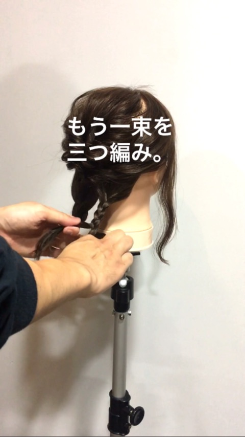 ピン不要！！ゴムだけなのにミディアムヘアでもできる編みおろし風アレンジ5