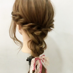 タイトロープ×三つ編みで意外と簡単☆大人可愛い編みおろしヘア ヘアアレンジ ロングヘア