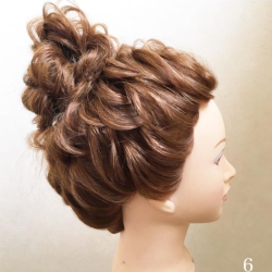 ボリューム溢れるふわふわ感が女性らしい♪ロープ編みがポイント・おだんごアレンジ ヘアアレンジ ロングヘア