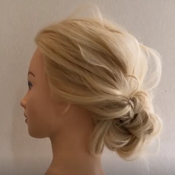 コテ不要!寝起きの髪の毛でも出来る☆シニヨンアレンジ ヘアアレンジ ロングヘア