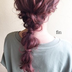 たまねぎヘアーがアクセント☆周りと差がつくローポニテアレンジ ヘアアレンジ ロングヘア