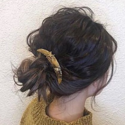 今からでも試したくなる♪抜け感を演出・おだんごアレンジ ヘアアレンジ ロングヘア