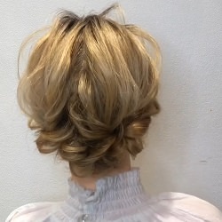 ボブアレンジで迷ったらこれ!くるりんぱでつくるアップヘア☆ ヘアアレンジ ショートヘア