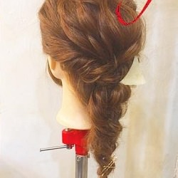 毛量が多い方にもオススメ☆どんなコーデにも合うゆるふわ編み下ろしヘア　ヘアアレンジ　ロングヘア