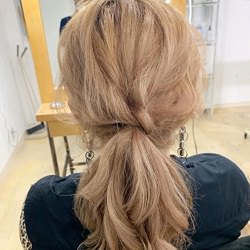 不器用さんでも安心!くるりんぱだけの簡単ローポニーアレンジ☆ ヘアアレンジ ロングヘア