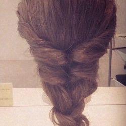 モテ髪になること間違いなし!アクティブな編みおろしで顔周りもスッキリ☆ ヘアアレンジ ロングヘア