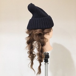帽子にあわせたらとっても可愛い♡くるりんぱで作るツインテールアレンジ☆ ヘアアレンジ ミディアムヘア