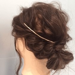 くせ毛をオシャレに!ウェーブヘアを活かしたボブのアップスタイル ヘアアレンジ ショートヘア