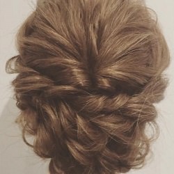 パーティにピッタリ☆三つ編み&くるりんぱdeゴージャスまとめ髪 ヘアアレンジ ロングヘア
