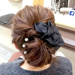 ミディアムやボブにおすすめ☆フォーマルでもカジュアルでもいける万能アップアレンジ ヘアアレンジ ミディアムヘア