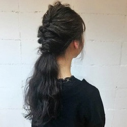大人な女性のくるりんぱ!黒髪だからこそ出来る上品ポニーテールアレンジ ヘアアレンジ ロングヘア
