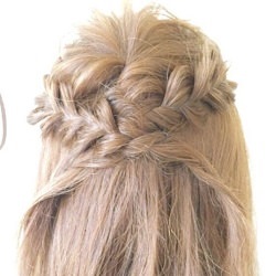 ピンで留めるだけ!簡単にできる大人可愛い編み込みアレンジ☆ ヘアアレンジ ロングヘア