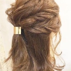 二つ編みで出来る♪ショートヘアだからこそ可愛いこなれハーフアップ ヘアアレンジ ショートヘア