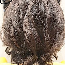 忙しい朝にピッタリ☆寝ぐせも隠せる簡単シニヨンアレンジ ヘアアレンジ ミディアムヘア