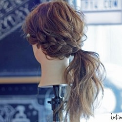 シンプルでとっても簡単!初心者向けカジュアルポニーテール ヘアアレンジ ロングヘア
