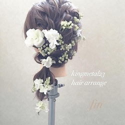 ロープ編みで簡単華やか♪お花が可愛いブライダルアレンジ ヘアアレンジ ミディアムヘア