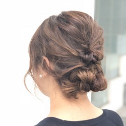 くるりんぱ×2の「ダブりんぱ」でつくるモテシニヨン♡ ヘアアレンジ ミディアムヘア