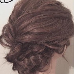 セルフアレンジで華やかに♡上品な印象のゆるふわブライダルヘア ヘアアレンジ ロングヘア