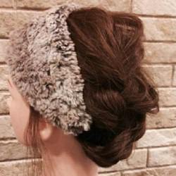 ヘアバンドで可愛い♡冬にぴったりのヘアアレンジ ヘアアレンジ ロングヘア