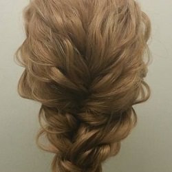 やりすぎないオシャレさが可愛い♡デートにぴったりのヘアアレンジ　ヘアアレンジ　ロングヘア