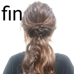 三つ編みとくるりんぱで出来る♪キュートなハーフアップ ヘアアレンジ ロングヘア
