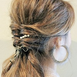 超時短アレンジ☆くるりんぱ2回の簡単こなれハーフアップ♪ ヘアアレンジ ロングヘア