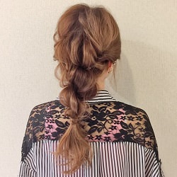 くるりんぱしてねじるだけ!初心者さんがまずは挑戦したい上品大人ローポニテ☆ ヘアアレンジ ロングヘア